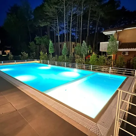 400m With Pool Lejlighed *